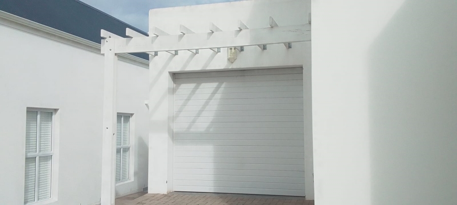 To Let 2 Bedroom Property for Rent in Da Gama Village Western Cape
